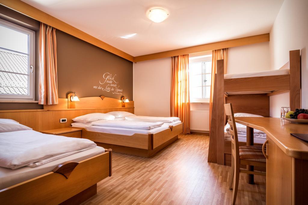 Hotel Loewenwirt Cermes Εξωτερικό φωτογραφία